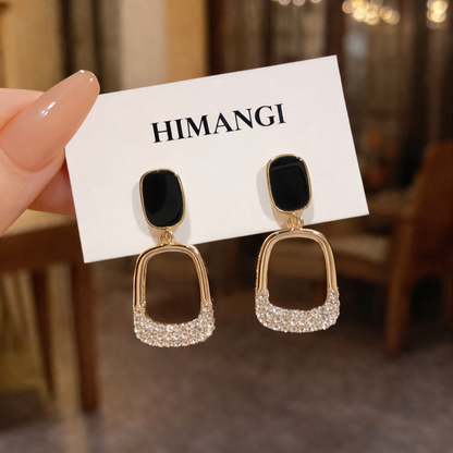 Noir Grace Drop Earrings