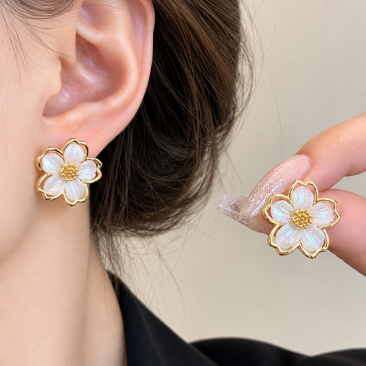 Pearl Daisy Earrings